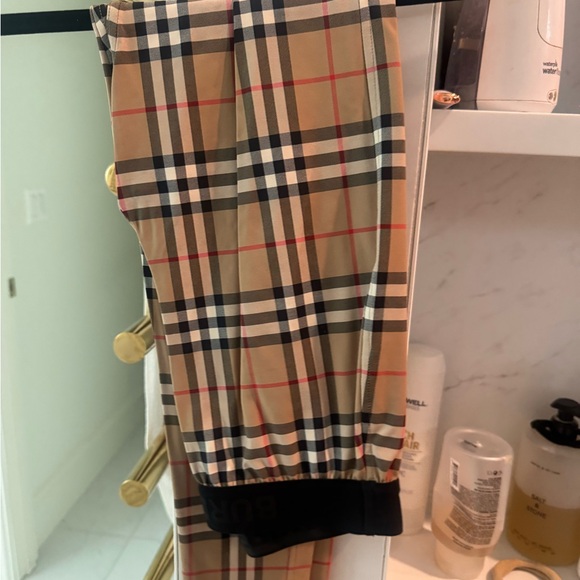 Burberry Classic Checkered Women's Leggings - Picture 3 of 9